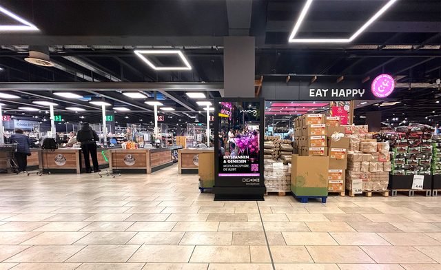 Digitale Werbescreens im Markt